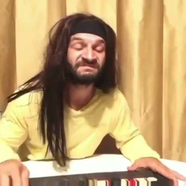 ağlama hadi oyna