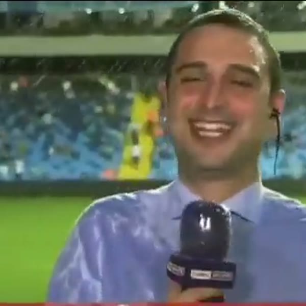 inanılmaz şekilde şu an da ıslandım