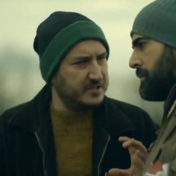 lan yaşadığımız yetmiyo bide senden dinliyoruz hayatın acı gerçeklerini