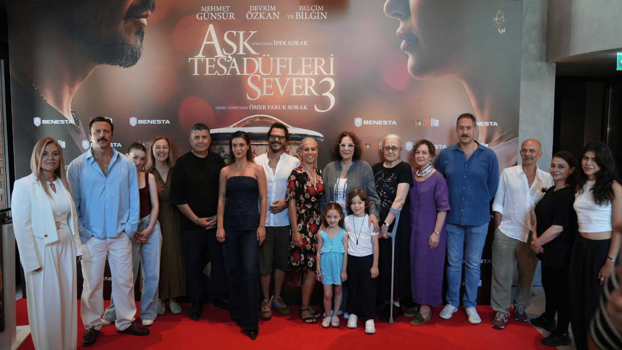 "Aşk Tesadüfleri Sever 3" İçin Kadro Okuma Provasında Bir Araya Geldi